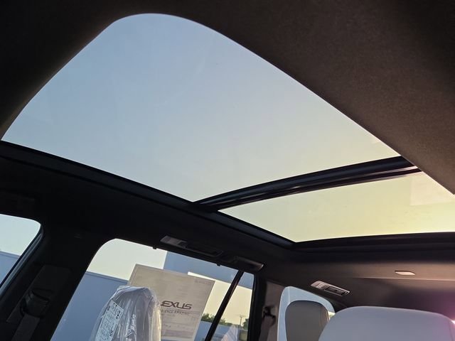 New 2026 Caviar Lexus PREMIUM AWD image 29