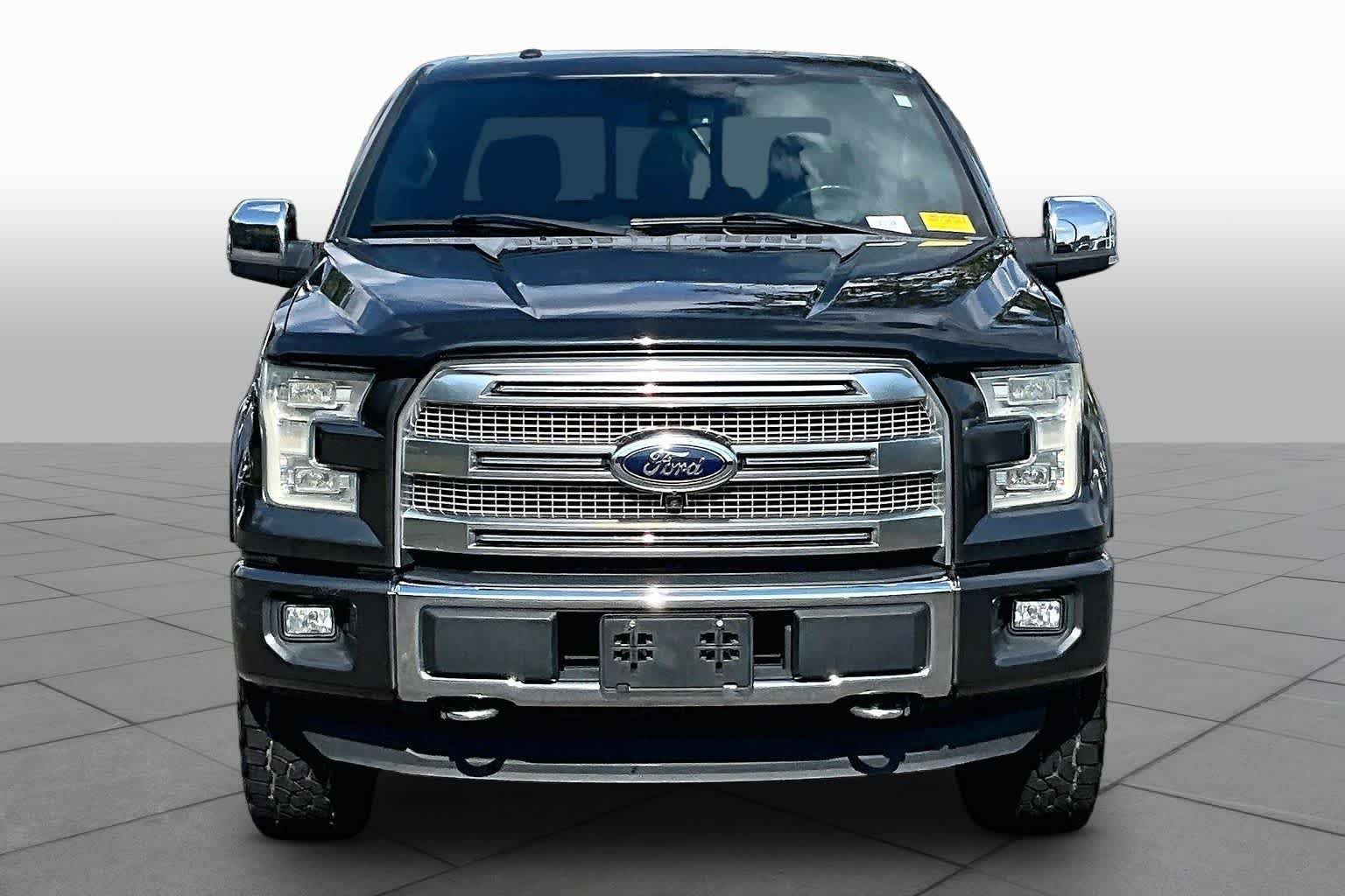 Used 2015 Magnetic Metallic Ford Platinum image 3