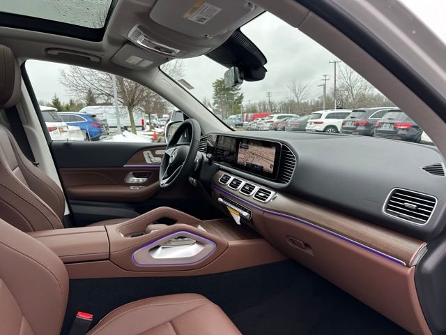 Used 2026 MANUFAKTUR Moonlight White Metallic Mercedes-Benz GLE 350 image 28