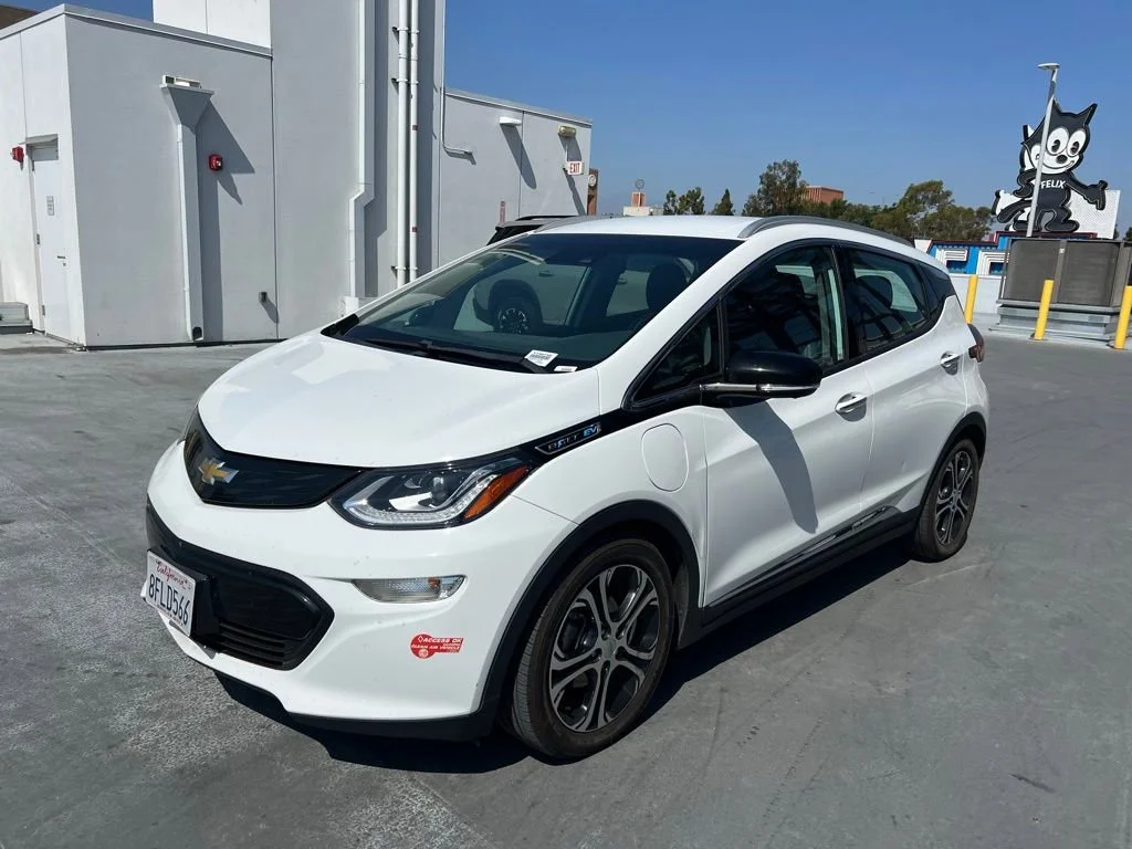 2018 Chevrolet Bolt EV Premier Auto's photo