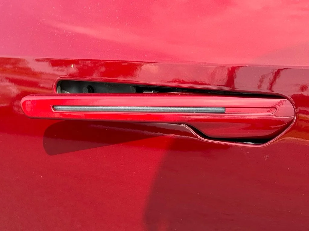 Used 2025 Red Cadillac Sport 2 image 13