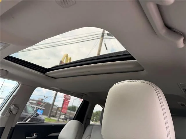 Used 2019 Blue Toyota XLE image 19