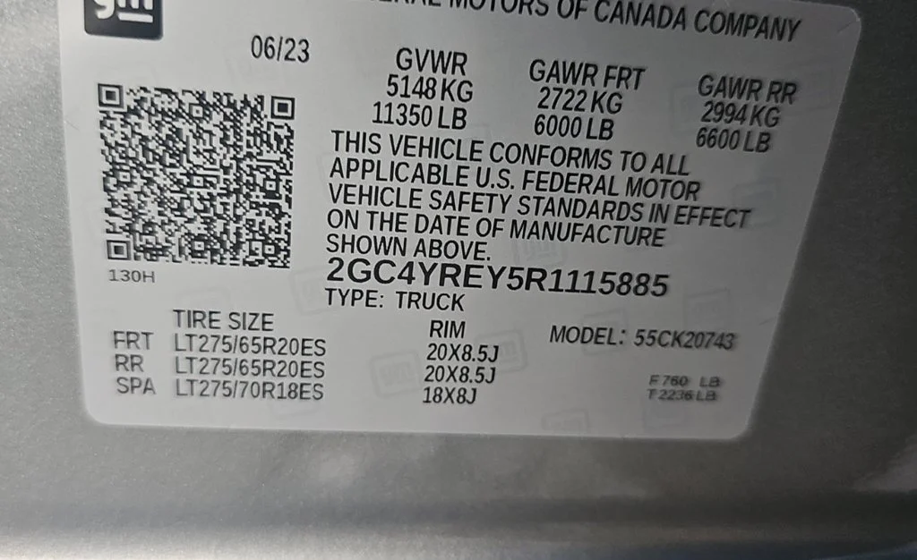Used 2024 Gray Chevrolet High Country image 14