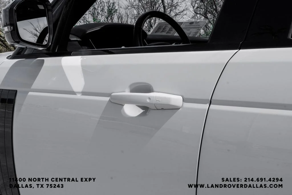 Used 2021 Fuji White Land Rover Westminster image 44