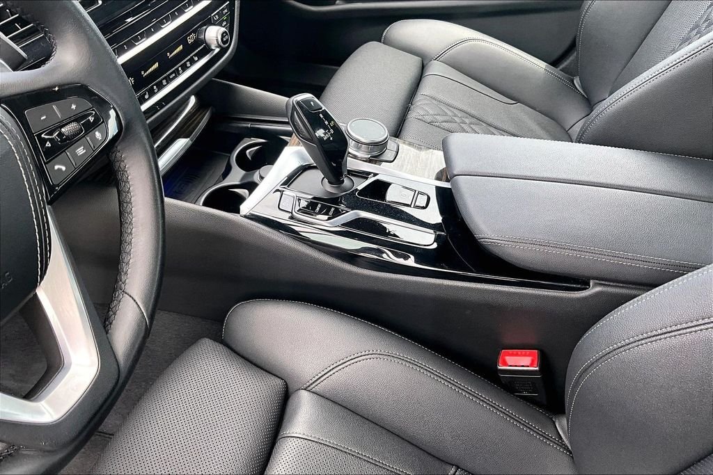 2023 BMW 5 Series 540i - Photo 14