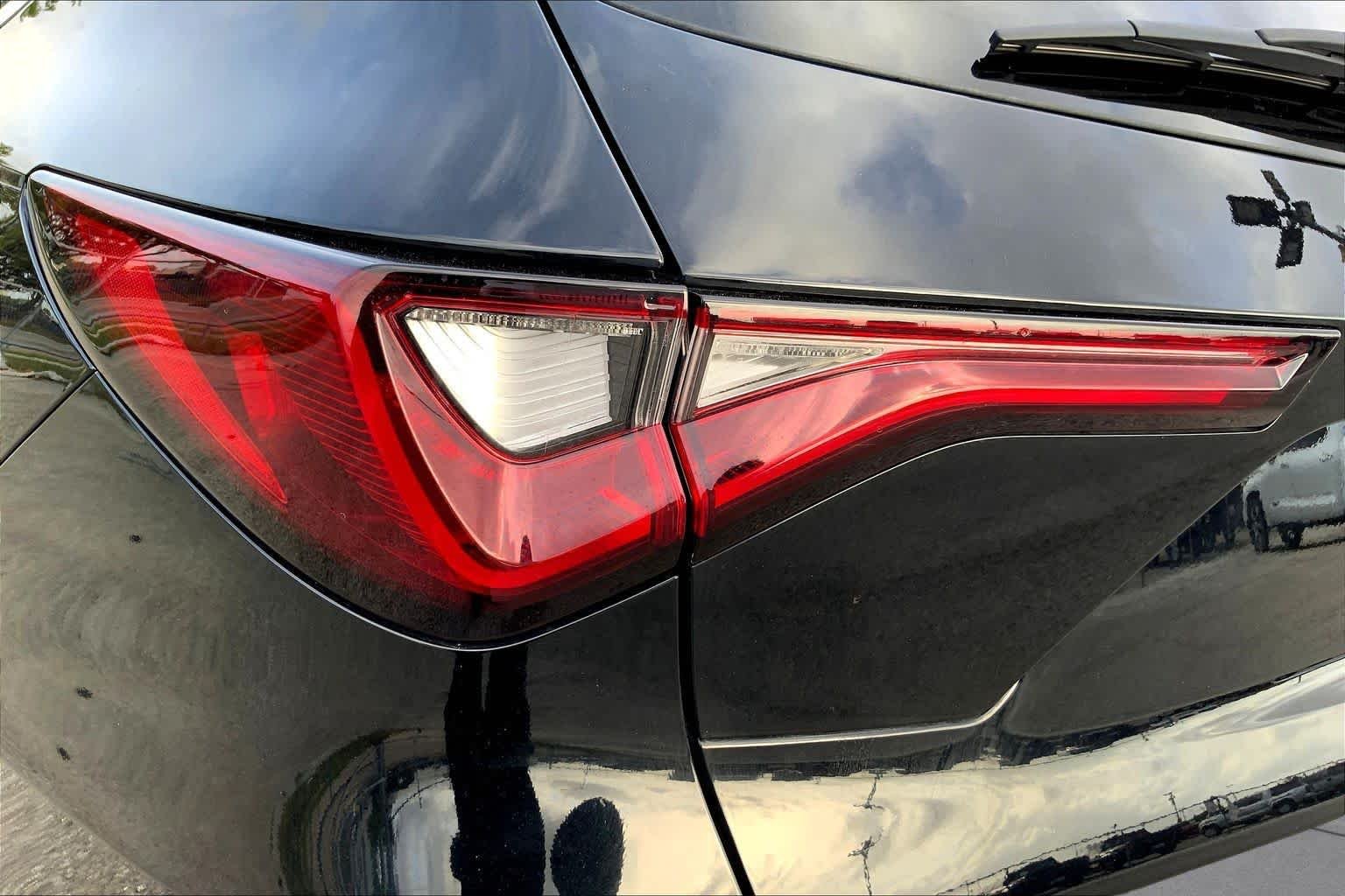 Used 2025 Majestic Black Pearl Acura  image 44