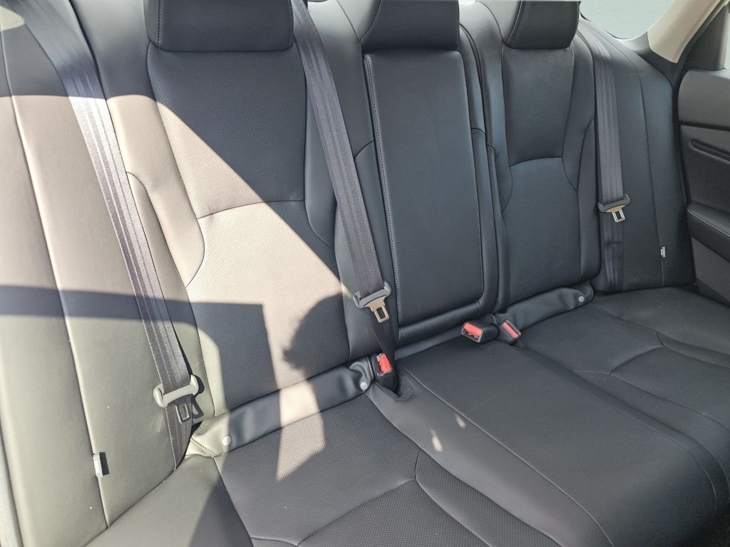 Certified Used 2025 White Honda Touring image 31