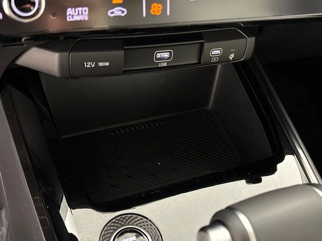 New 2026 Snow White Pearl Kia EX image 36