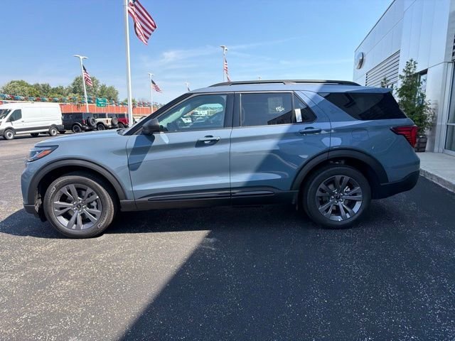 New 2026 Vapor Blue Metallic Ford Active image 6