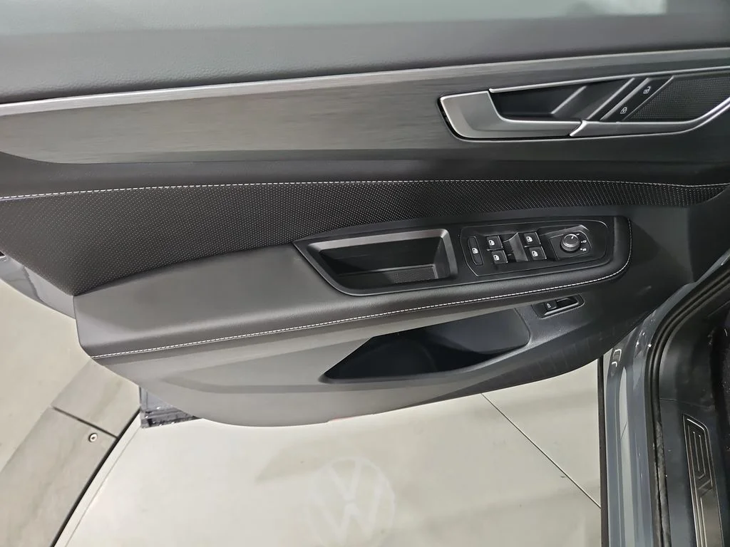 New 2026 Gray Volkswagen 2.0T SE w/Technology image 10
