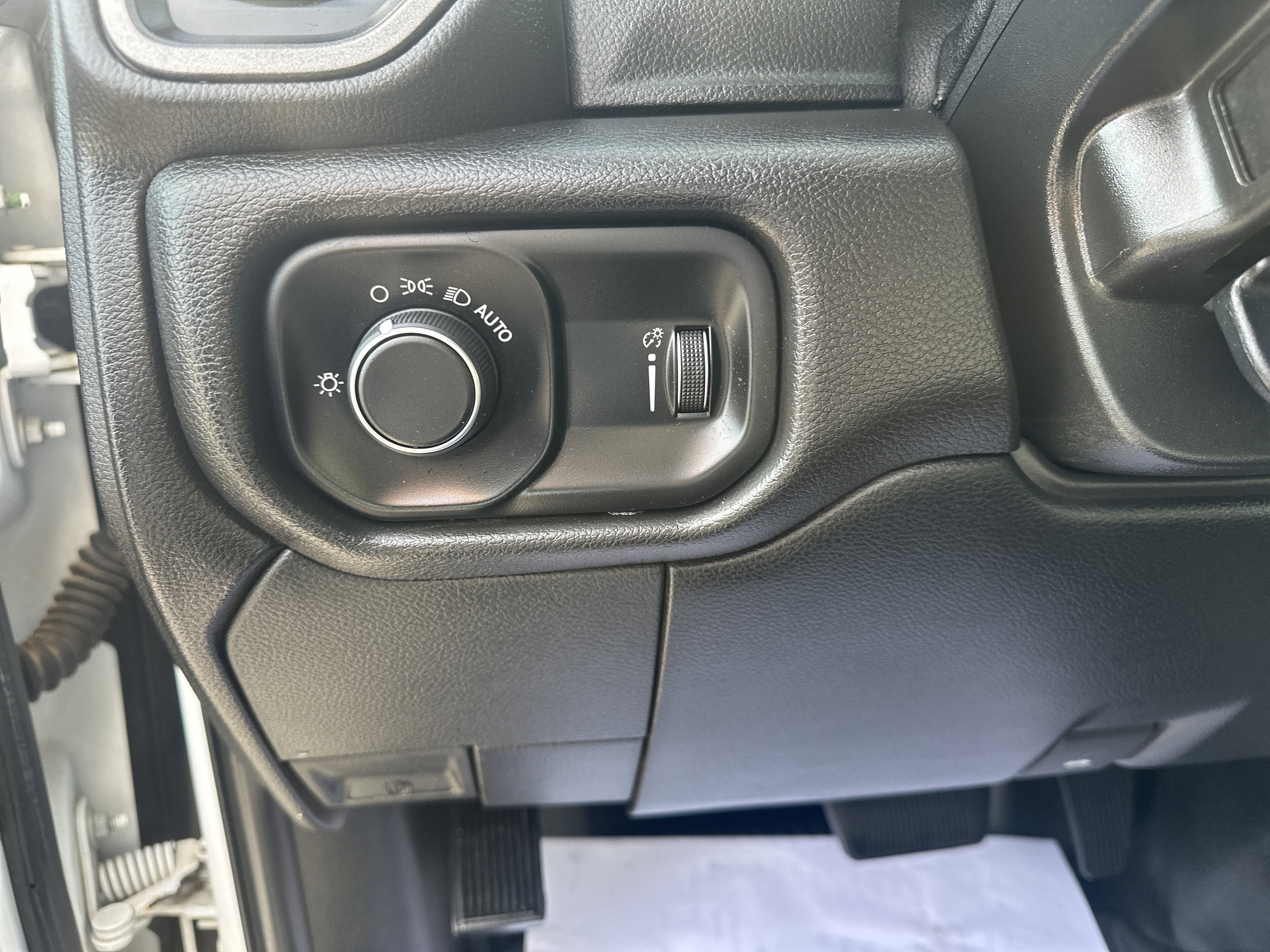 Used 2021 Bright White Clearcoat Ram Tradesman image 15
