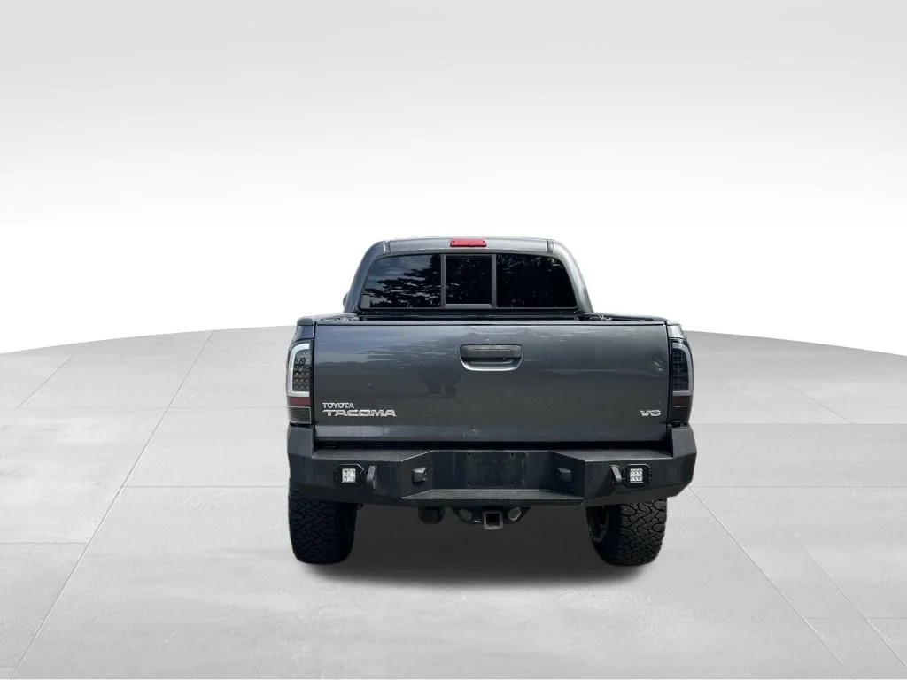 Used 2011 Magnetic Gray Metallic Toyota Base image 4
