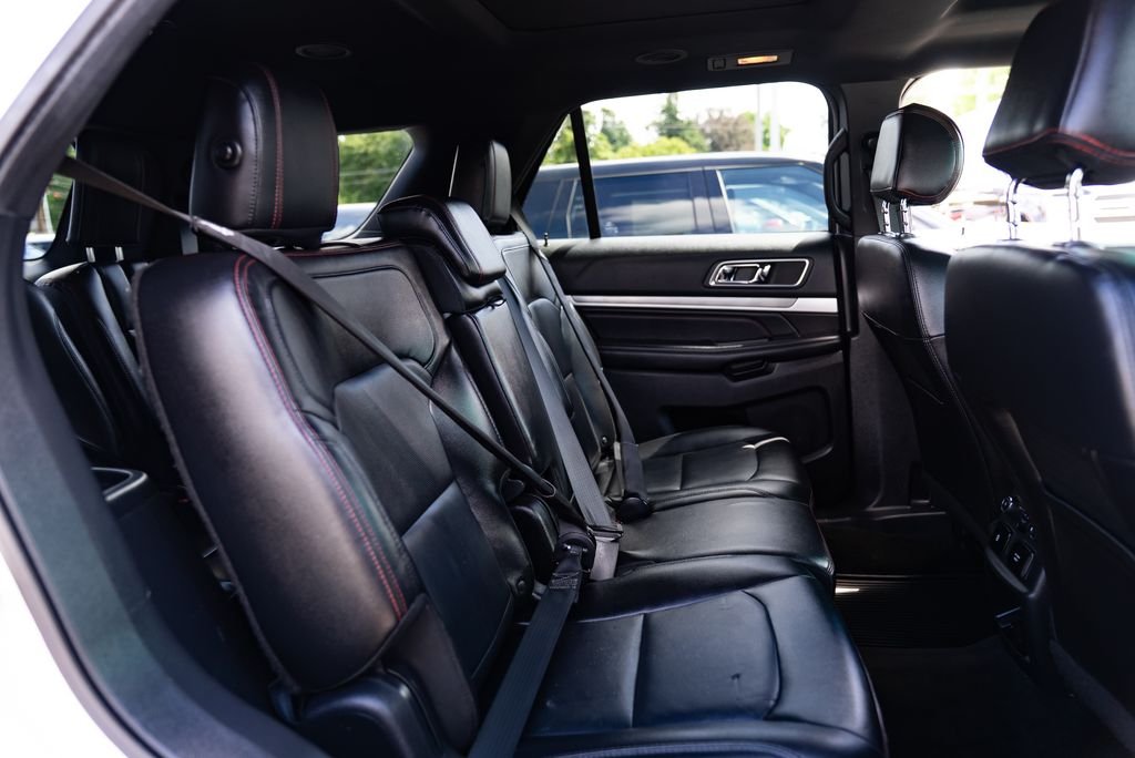 Used 2016 White Platinum Clearcoat Metallic Ford Sport image 23