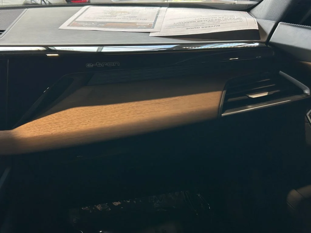 2023 Audi e-tron GT Premium Plus - Photo 25