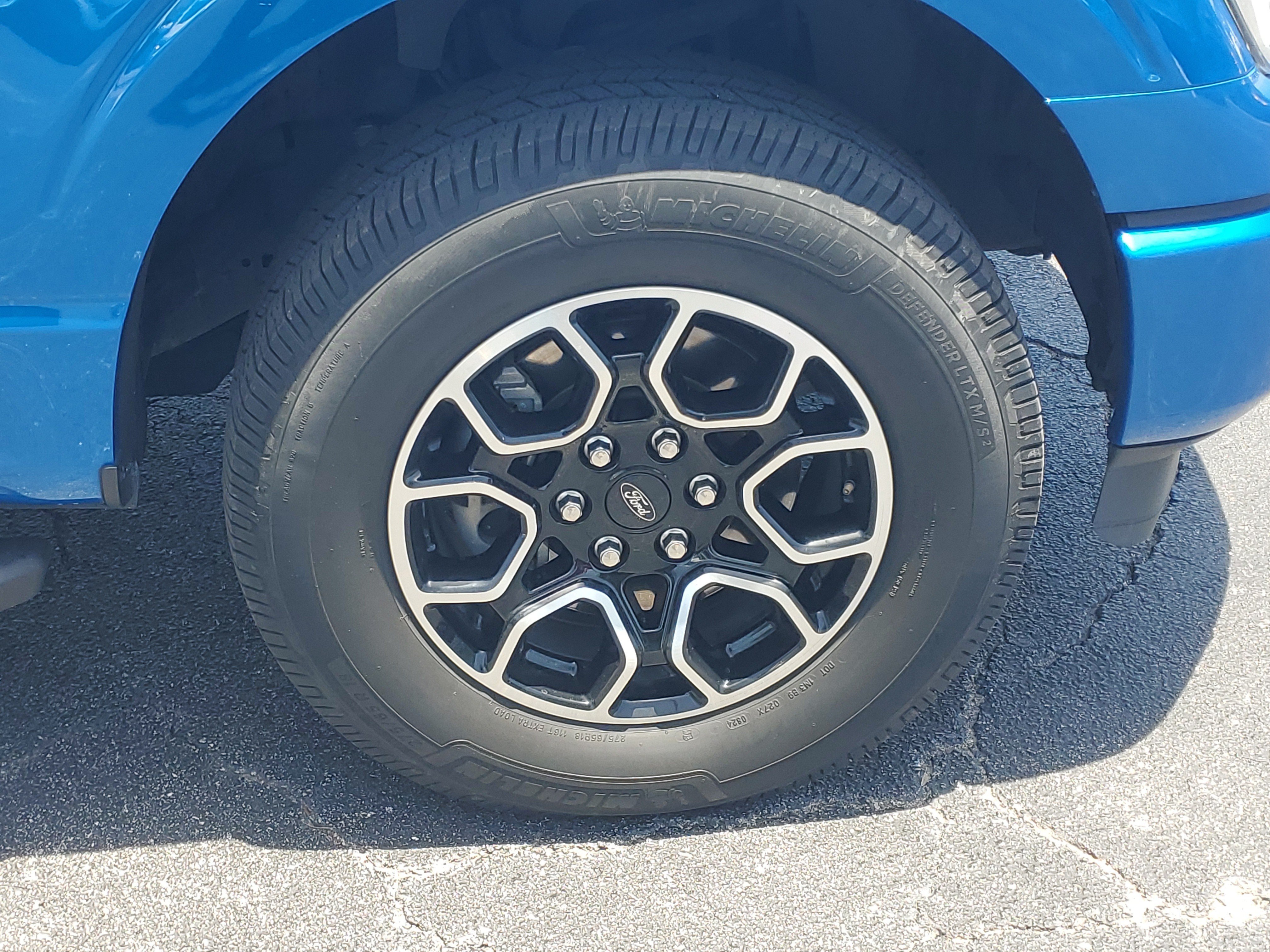 Used 2021 Blue Metallic Ford XLT image 7