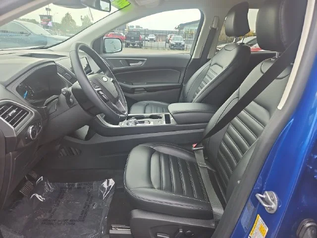 Used 2023 Blue Ford SEL image 20