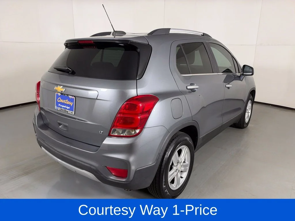 Used 2019 SATIN STEEL METALLIC Chevrolet LT image 11