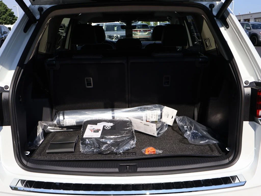 New 2026 White Volkswagen 2.0T SEL Premium R-Line image 20