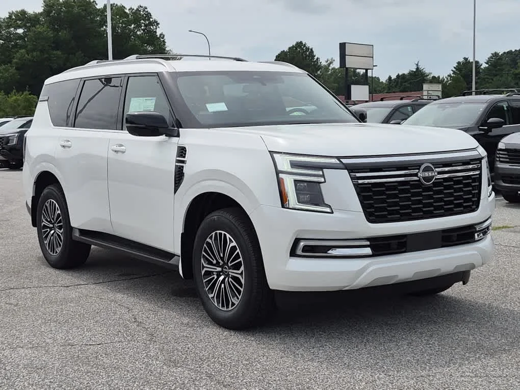 New 2026 Aspen White TriCoat Nissan SL image 2