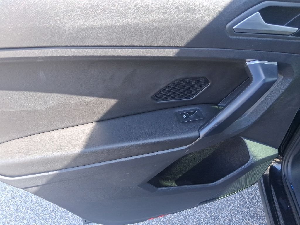 Used 2021 Black Volkswagen  image 18
