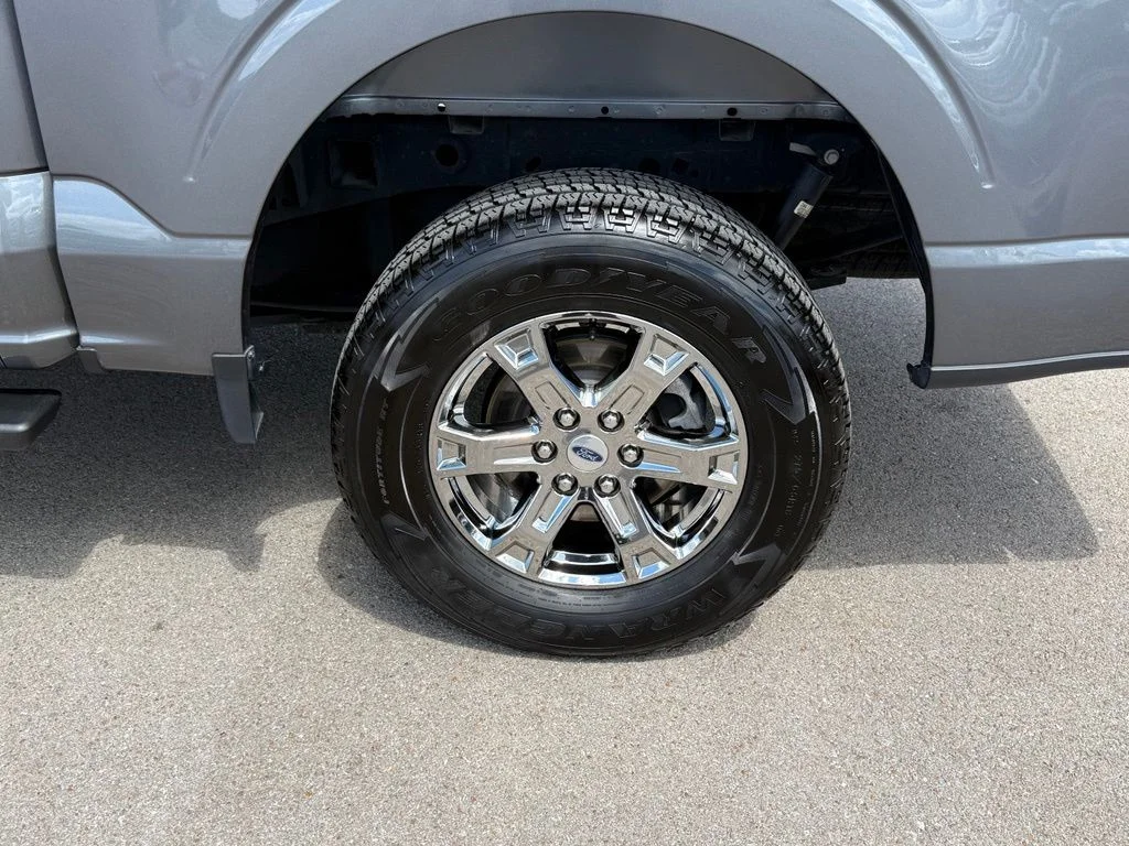 Certified Used 2023 Gray Ford XLT image 40