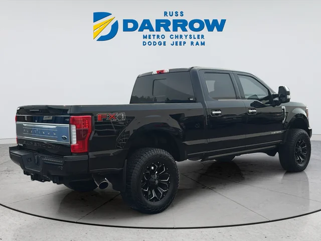 Used 2019  Ford Platinum image 5