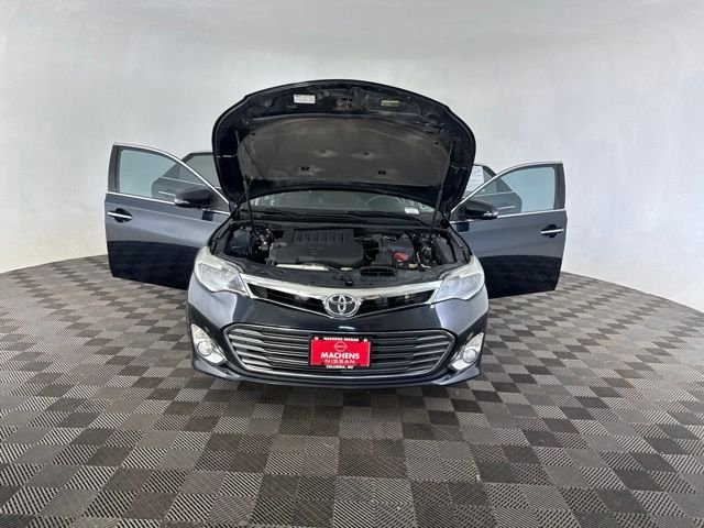Used 2015 Gray Toyota Limited image 11