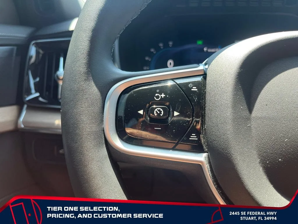 Used 2025  Volvo Ultra image 24