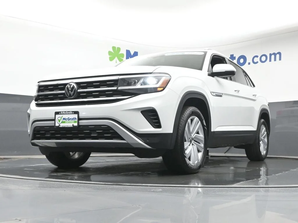 Used 2023 White Volkswagen 3.6L V6 SE w/Technology image 7