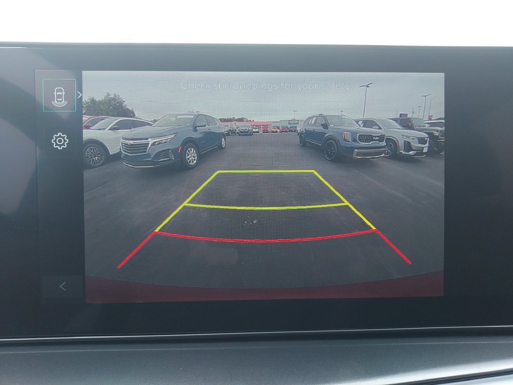 Used 2025 Red Kia S image 23