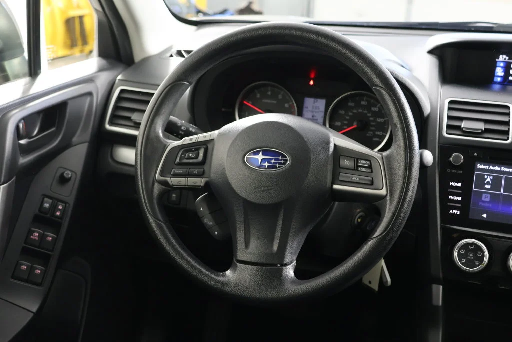 Used 2016 Burnished Bronze Metallic Subaru 2.5i Premium image 10