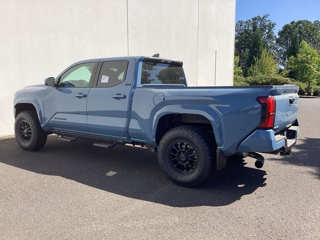 New 2026 Heritage Blue Toyota SR5 image 12