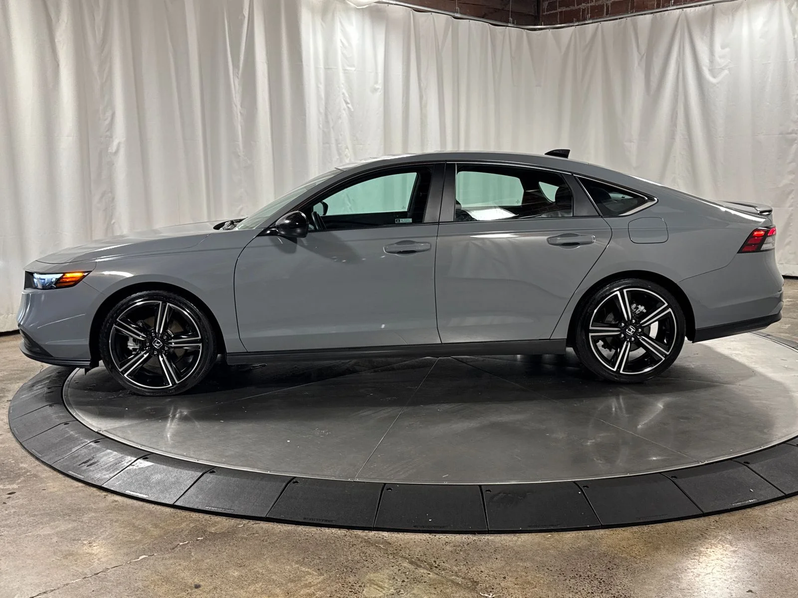 Certified Used 2023 Urban Gray Pearl Honda Sport image 8