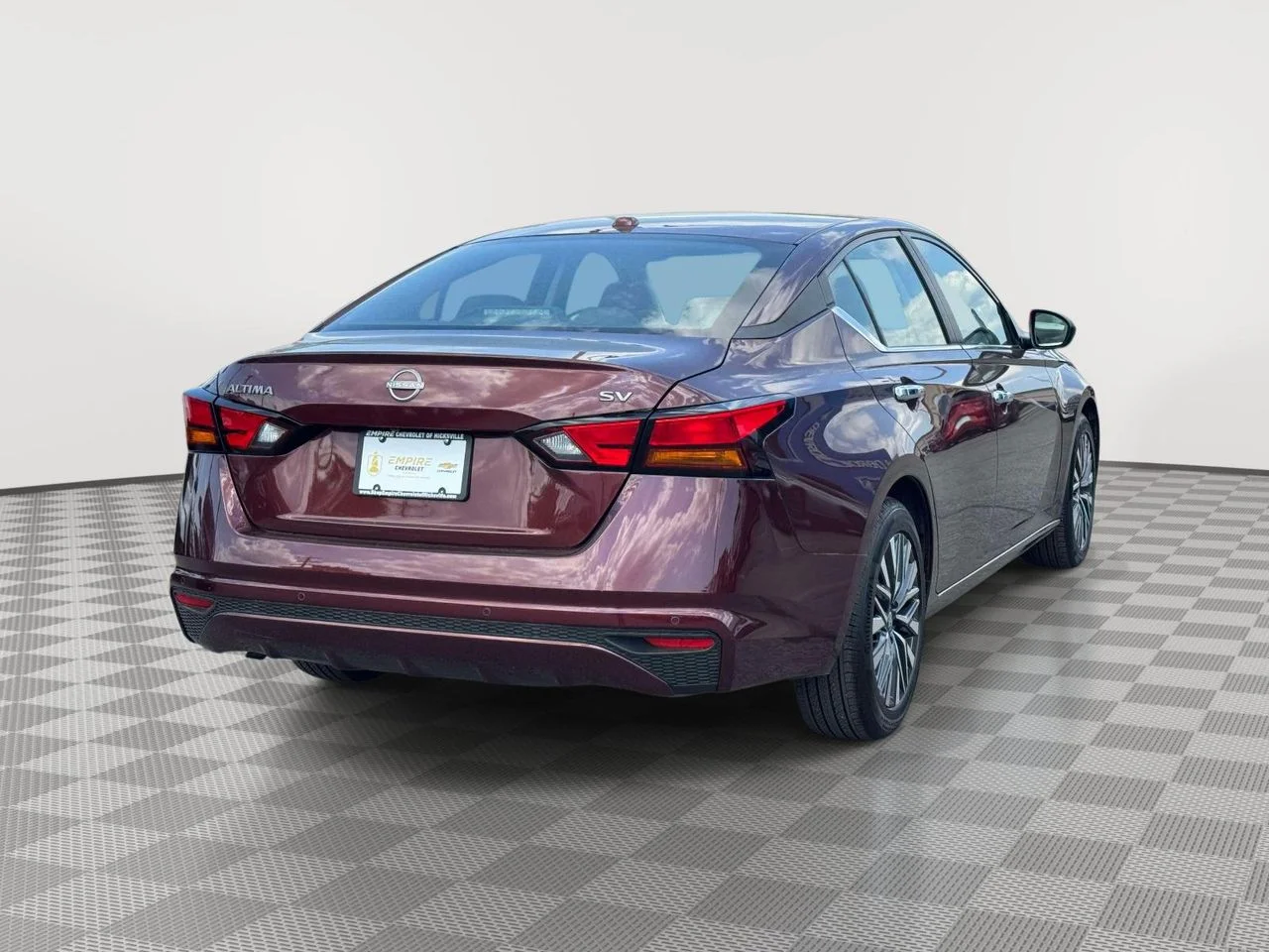 Used 2024 Garnet Pearl Metallic Nissan SV FWD image 4
