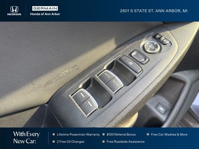 Used 2018 Modern Steel Metallic Honda Touring 2.0T image 20