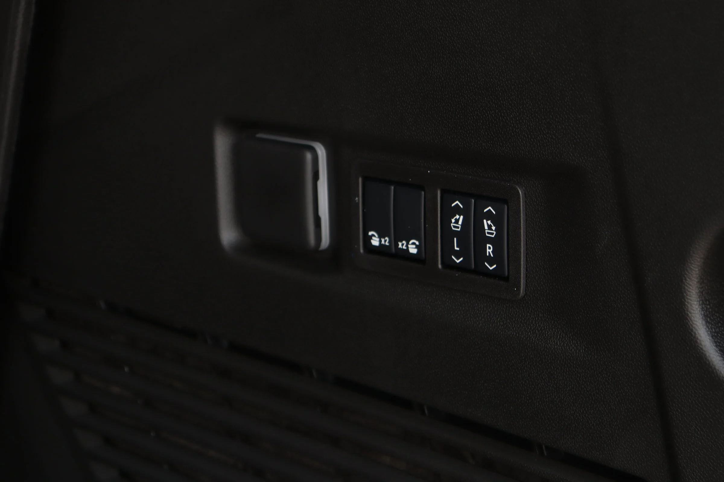 New 2026 Onyx Black GMC Denali Ultimate image 14