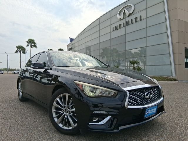 2022 INFINITI Q50 LUXE