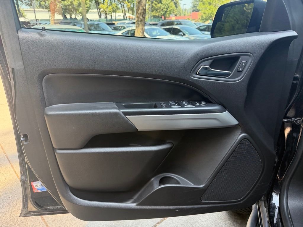 Used 2018 Graphite Metallic Chevrolet ZR2 image 10