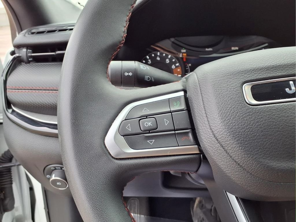 2025 Jeep Compass Trailhawk - Photo 18