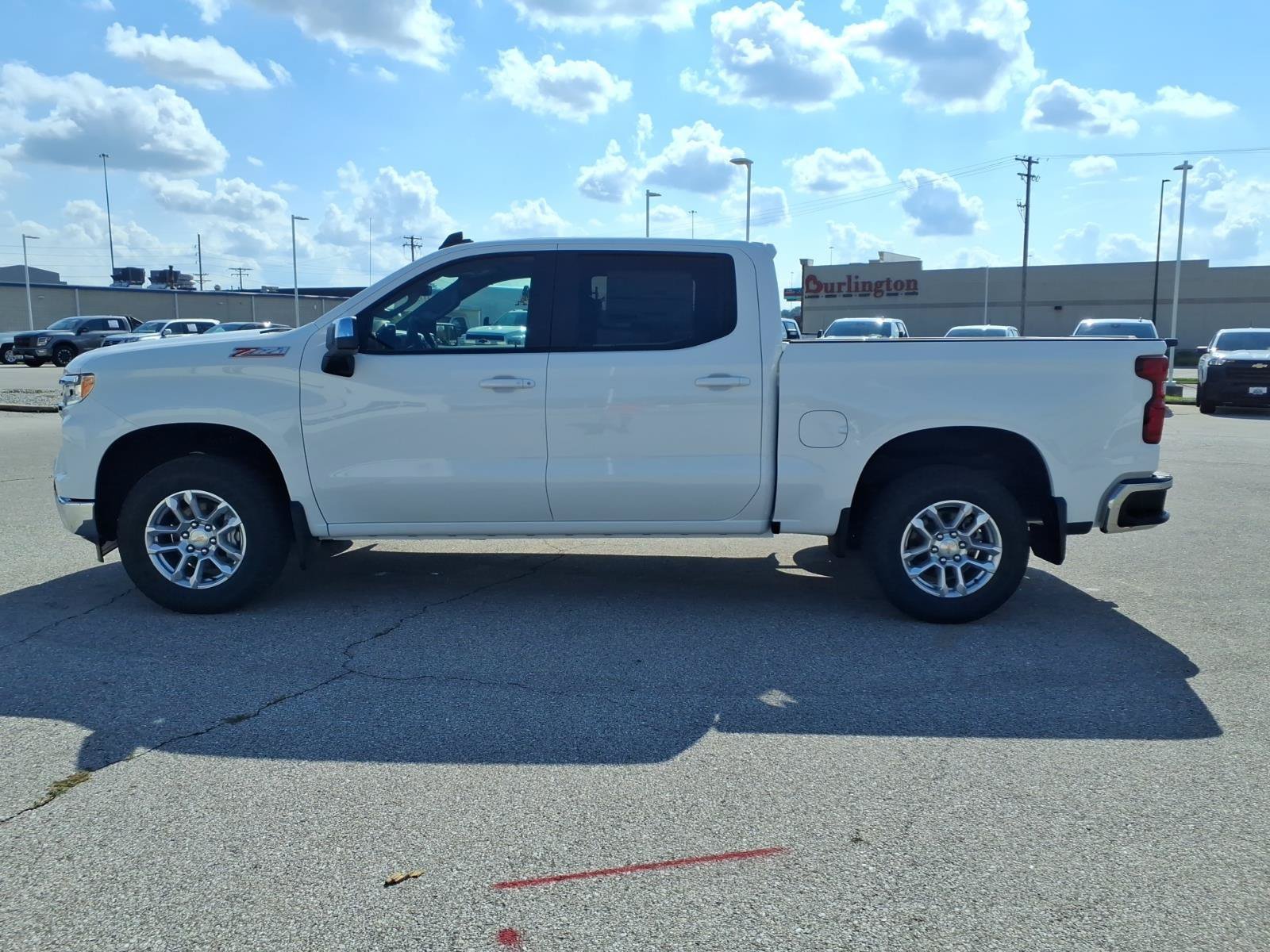 New 2026 Summit White Chevrolet LT image 3