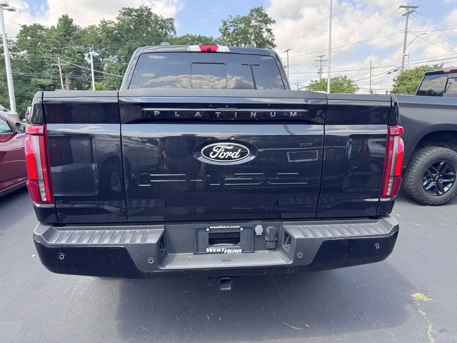 Used 2024 Agate Black Ford Platinum image 5