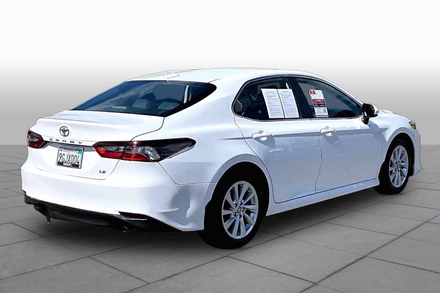 Used 2023 Ice Cap Toyota LE image 12