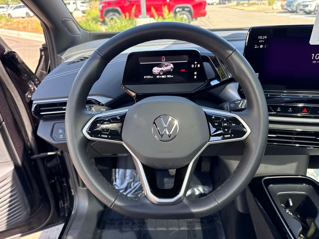 Certified Used 2023 Deep Black Pearl Volkswagen Pro S Plus image 15