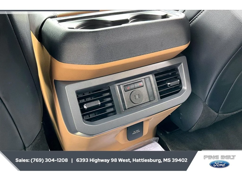 New 2026 Avalanche Ford F-250® Lariat® image 25