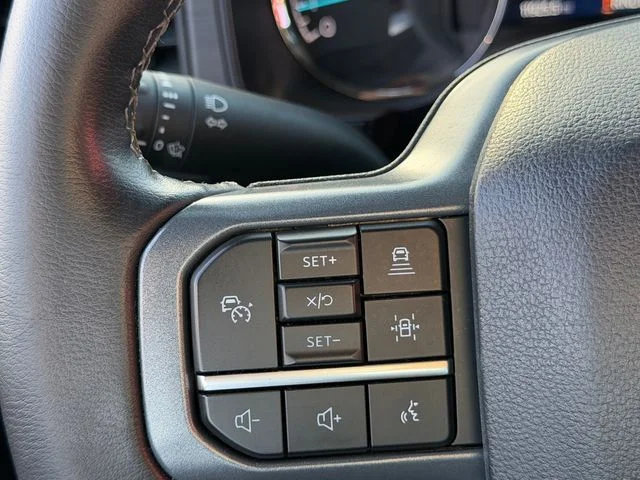 Certified Used 2023 Avalanche Ford XLT image 50