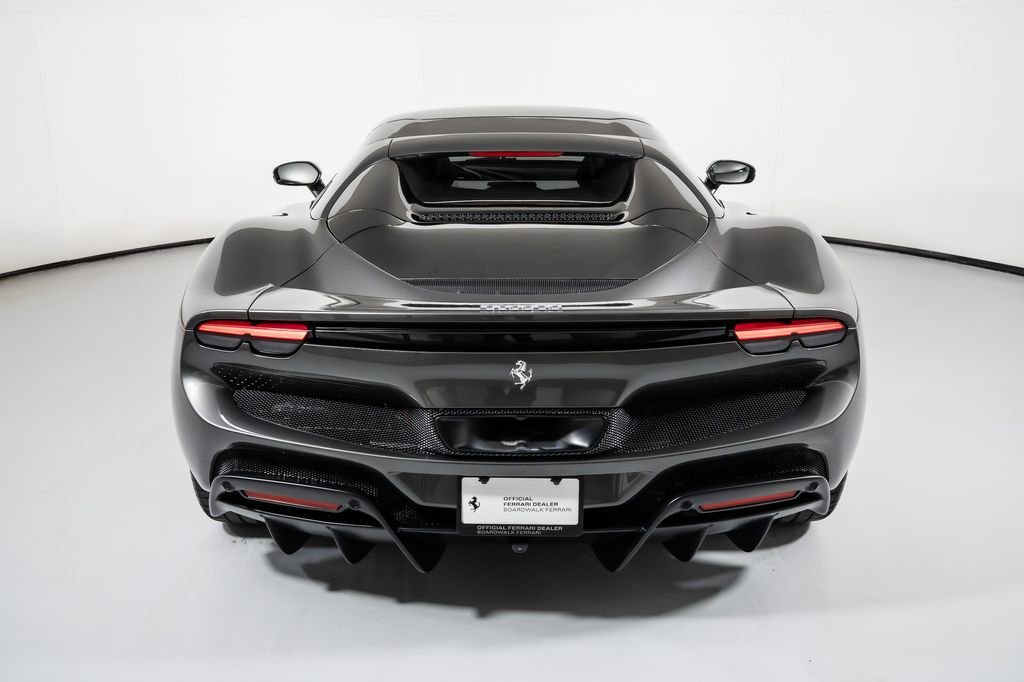 Used 2023 Gray Ferrari  image 15