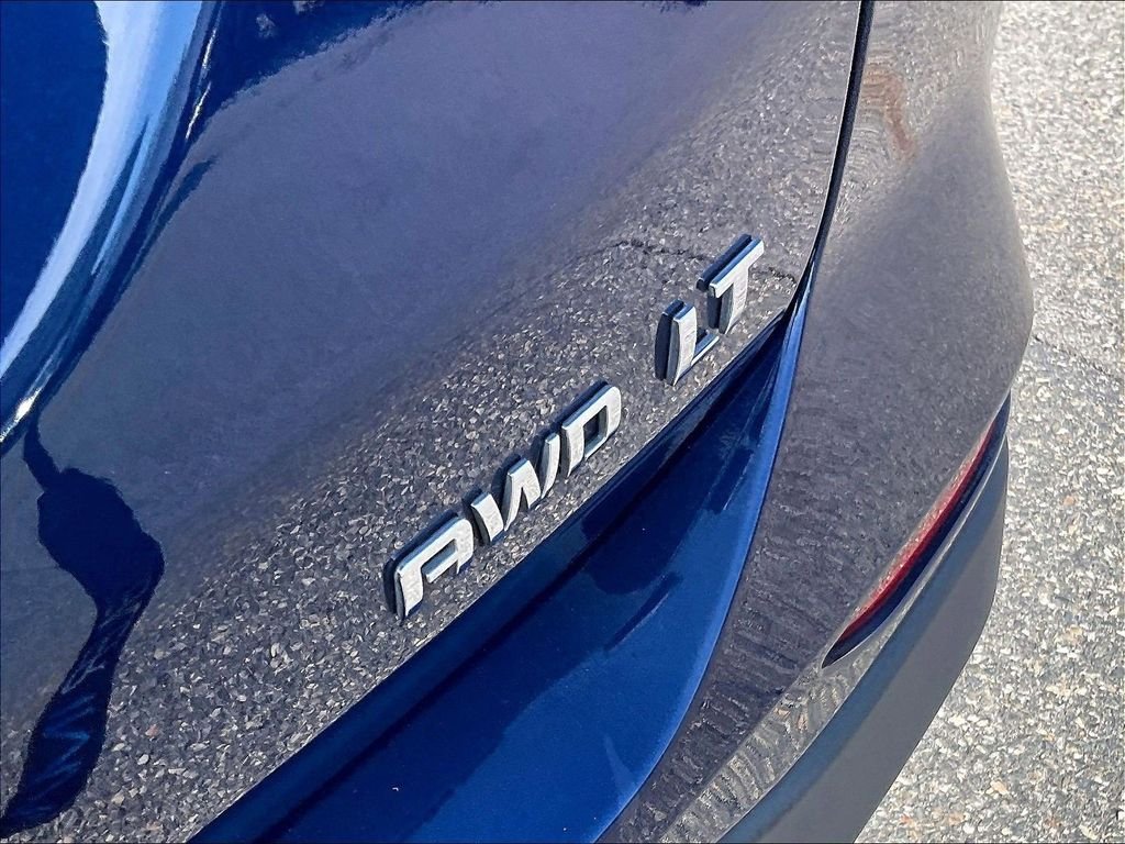 Used 2022 Blue Chevrolet LT image 28