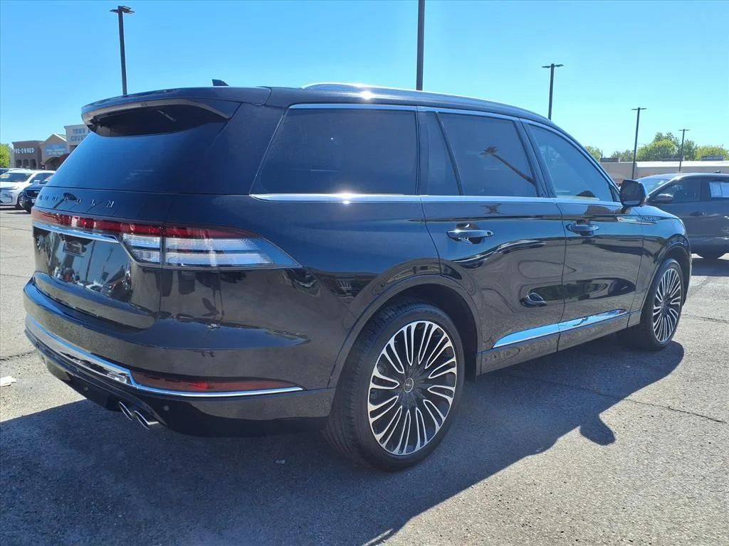 Used 2022 Black Lincoln Black Label image 18