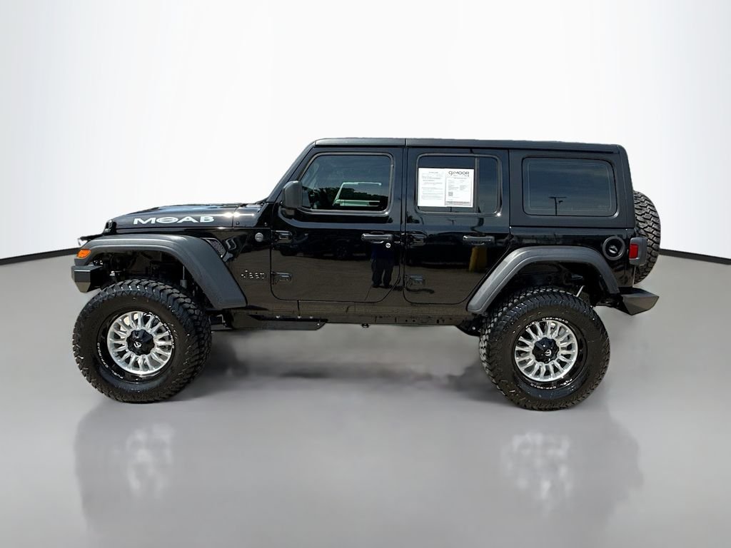 Used 2026 Black Clearcoat Jeep Sport image 5