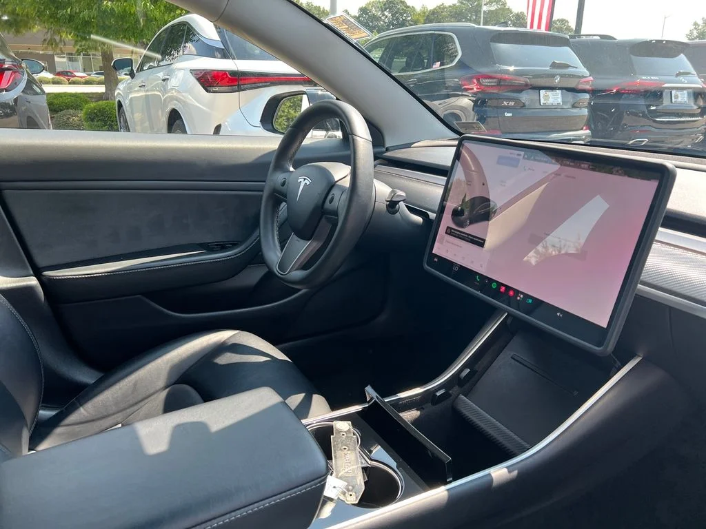 Used 2020 Black Tesla Long Range image 27